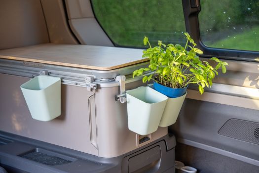 The New Kitchen Rail