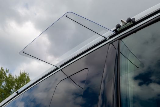 Der neue Regenschutz für die Schiebefenster