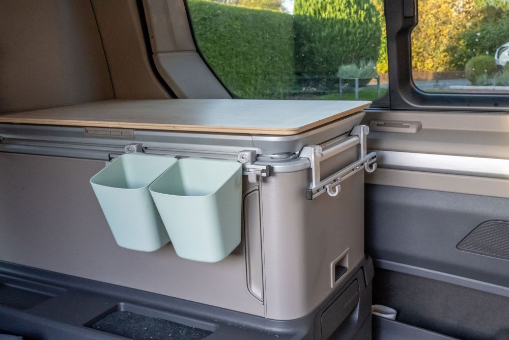 The New Kitchen Rail